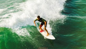 世俱杯直播-世俱杯球衣设计理念演化轨迹：功能需求与品牌文化双重驱动